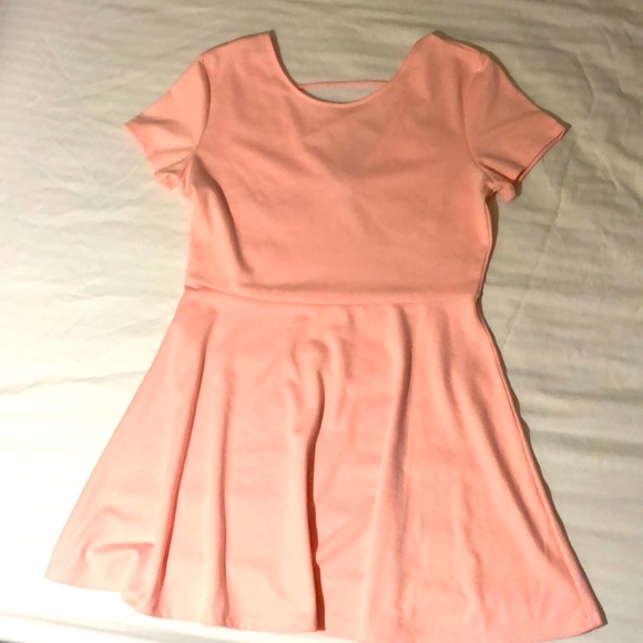 Dresses & Skirts - 3/$15!! Soft pink dress 👗